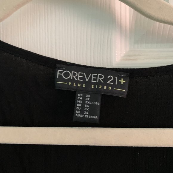 Long Sleeve Blouse with Tassel Details - Picture 4 of 7